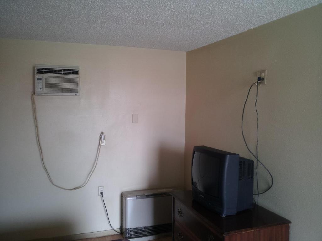 Mustang Motel Жилет Екстериор снимка